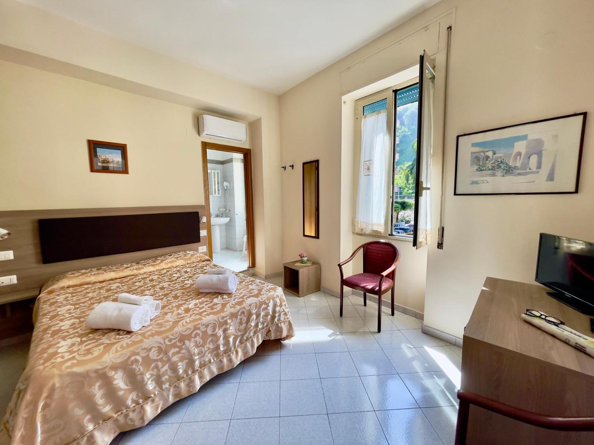 Hotel Desio Castellammare di Stabia Ngoại thất bức ảnh